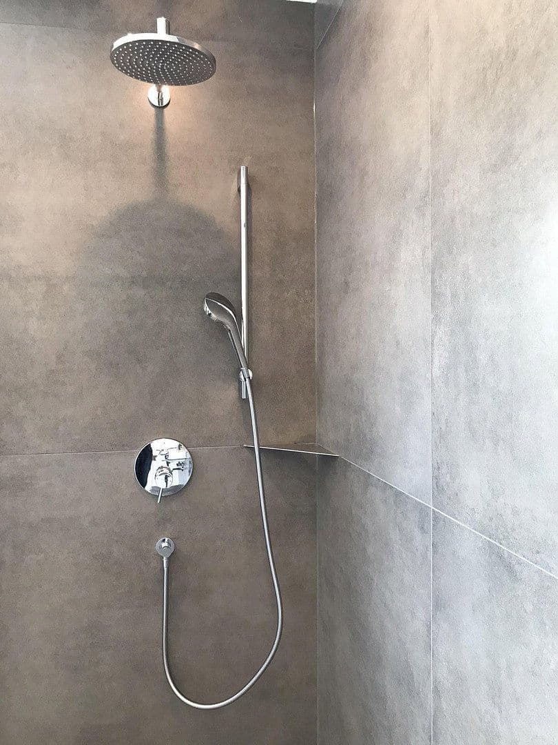 Prenájom bytu 4-izbový 210 m², Koblenz, Porýnie-Falcko Prenájom bytu 4-izbový 210 m², Koblenz, Porýnie-Falcko