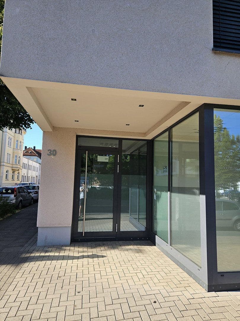 Prenájom kancelárie 81 m², Walther-Rathenau-Str. 30, Bielefeld, Severné Porýnie - Westfálsko Prenájom kancelárie 81 m², Walther-Rathenau-Str. 30, Bielefeld, Severné Porýnie - Westfálsko