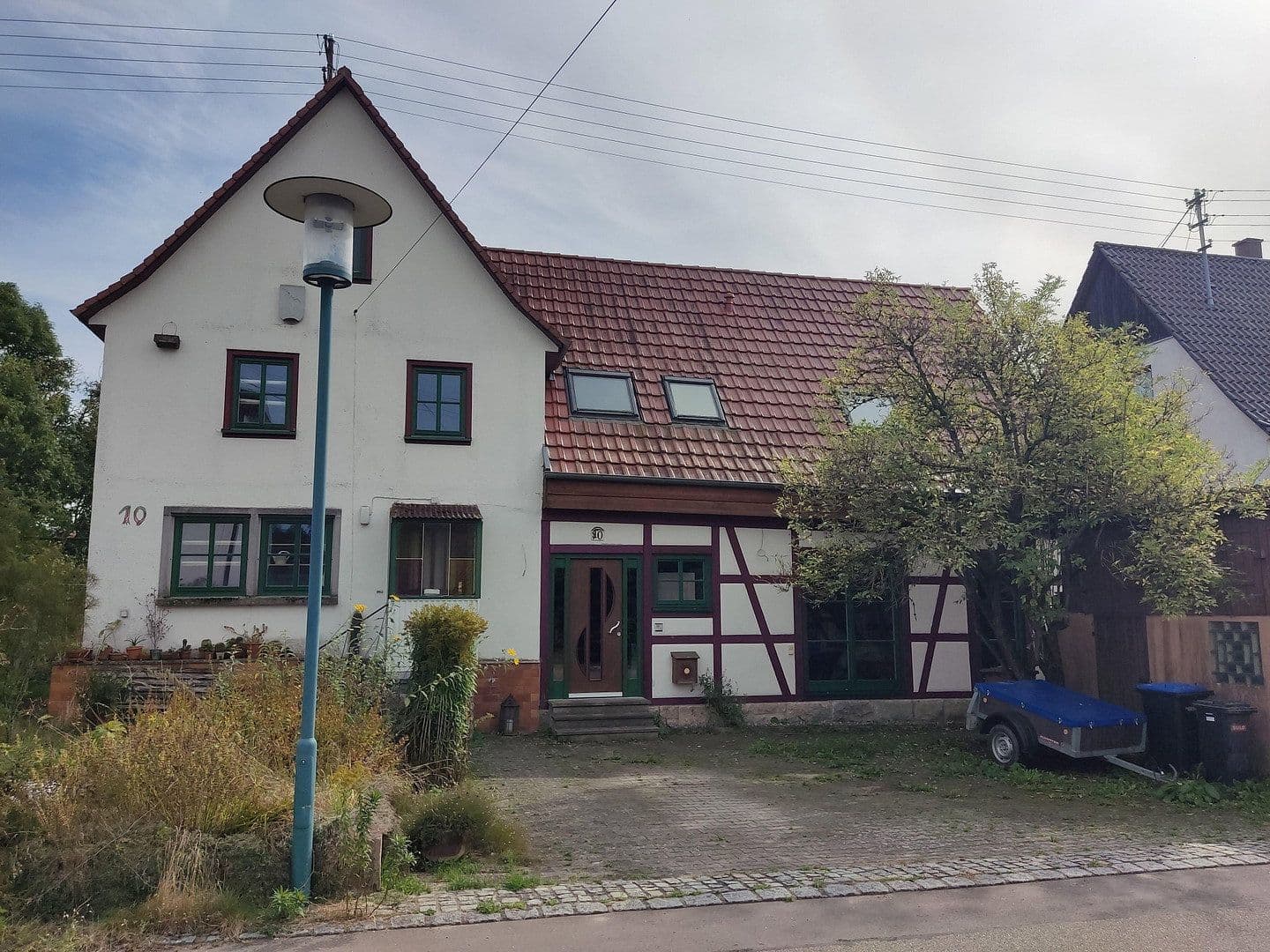 Predaj domu 210 m², pozemek 1.472 m², Rot am See, Bádensko-Wurttembersko Predaj domu 210 m², pozemek 1.472 m², Rot am See, Bádensko-Wurttembersko