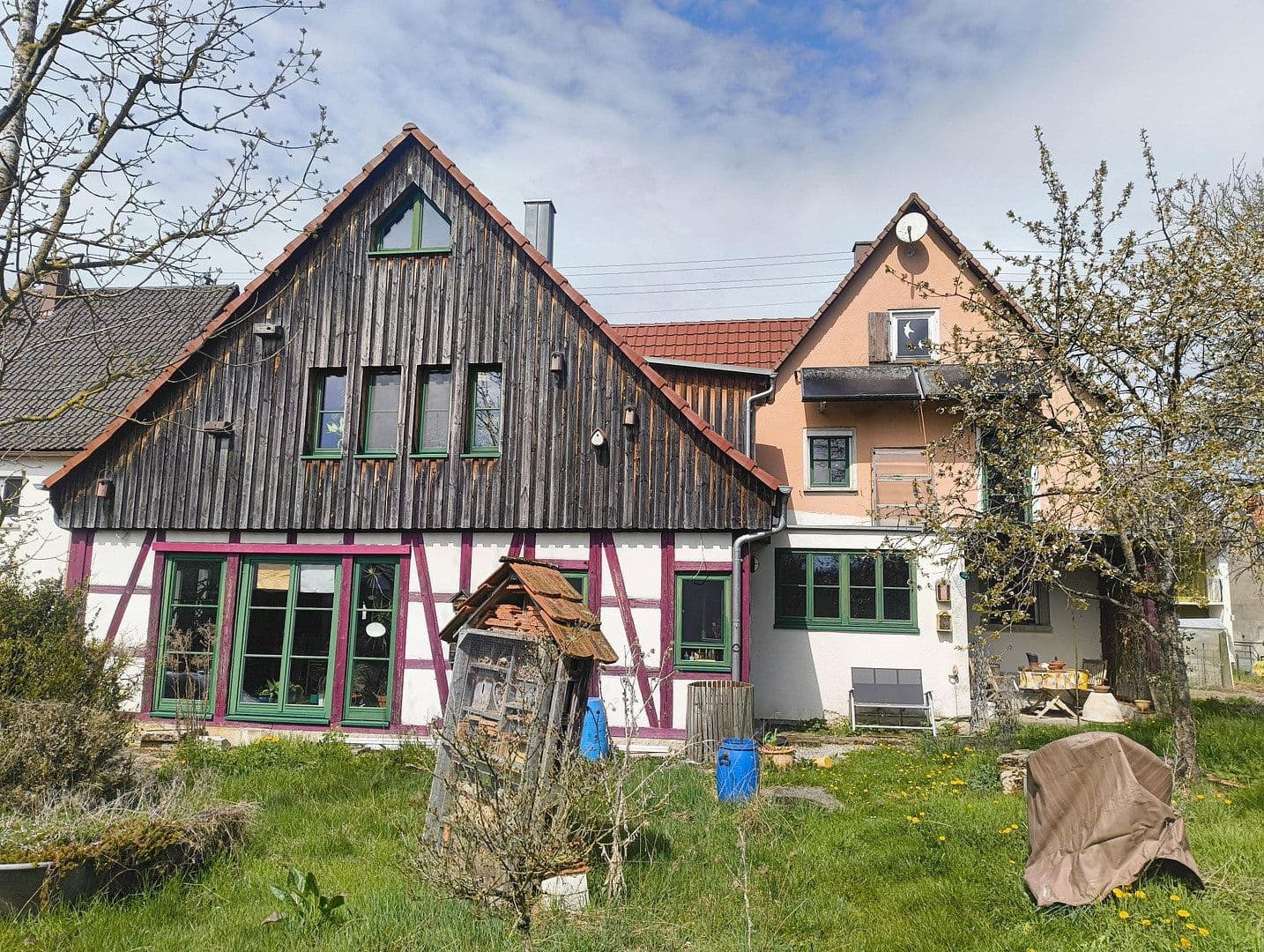 Predaj domu 210 m², pozemek 1.472 m², Rot am See, Bádensko-Wurttembersko Predaj domu 210 m², pozemek 1.472 m², Rot am See, Bádensko-Wurttembersko