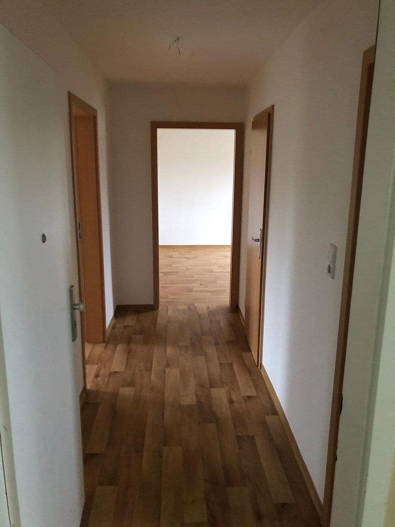 Prenájom bytu 3-izbový 60 m², Georg-Schwarz-Str. 1, Zwenkau, Sasko Prenájom bytu 3-izbový 60 m², Georg-Schwarz-Str. 1, Zwenkau, Sasko