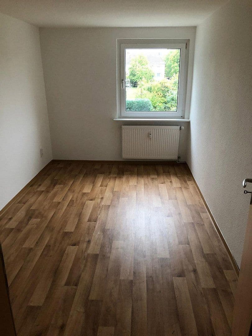 Prenájom bytu 3-izbový 60 m², Georg-Schwarz-Str. 1, Zwenkau, Sasko Prenájom bytu 3-izbový 60 m², Georg-Schwarz-Str. 1, Zwenkau, Sasko