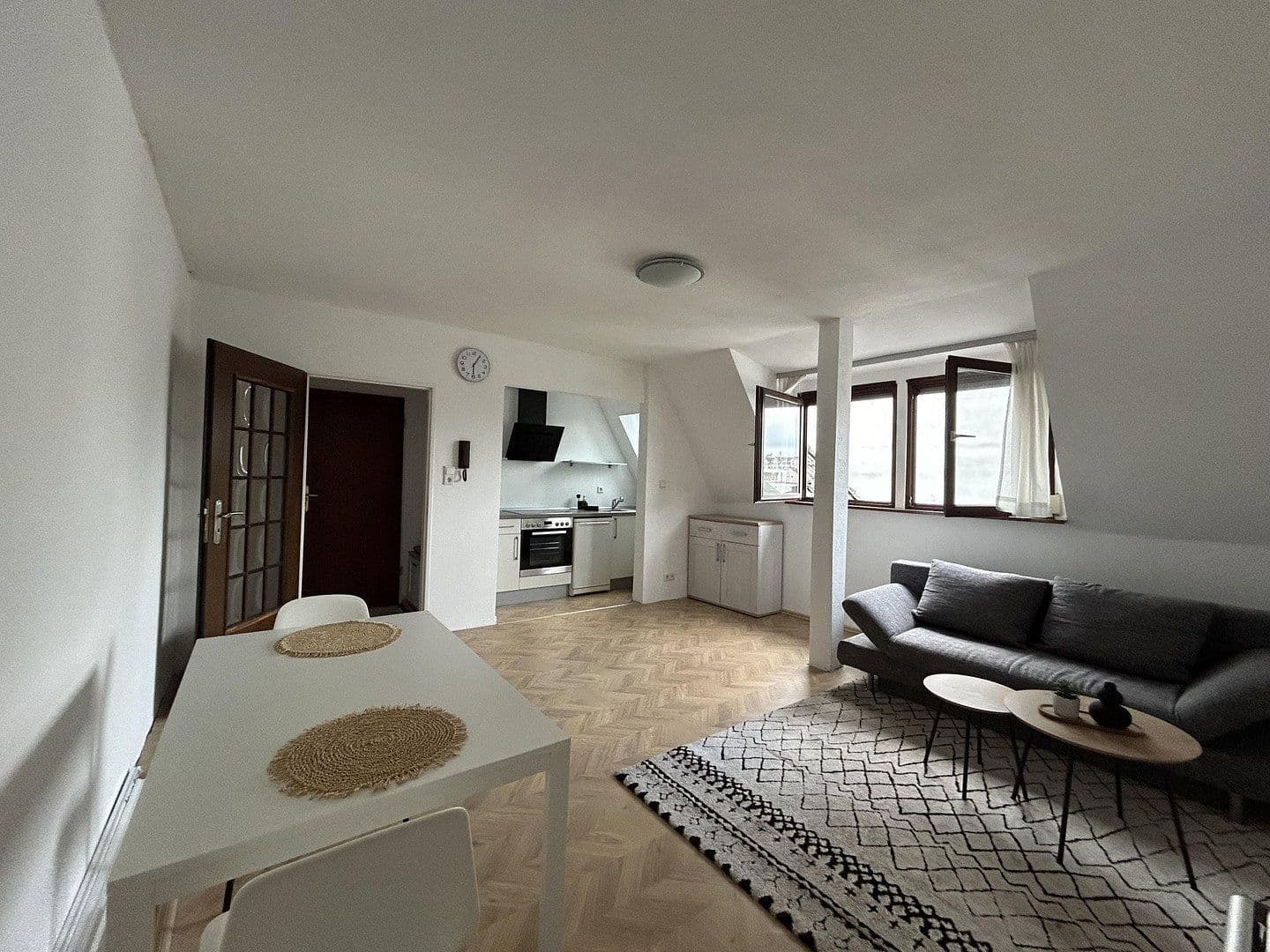 Prenájom bytu 2-izbový 41 m², Langen, Hesensko Prenájom bytu 2-izbový 41 m², Langen, Hesensko