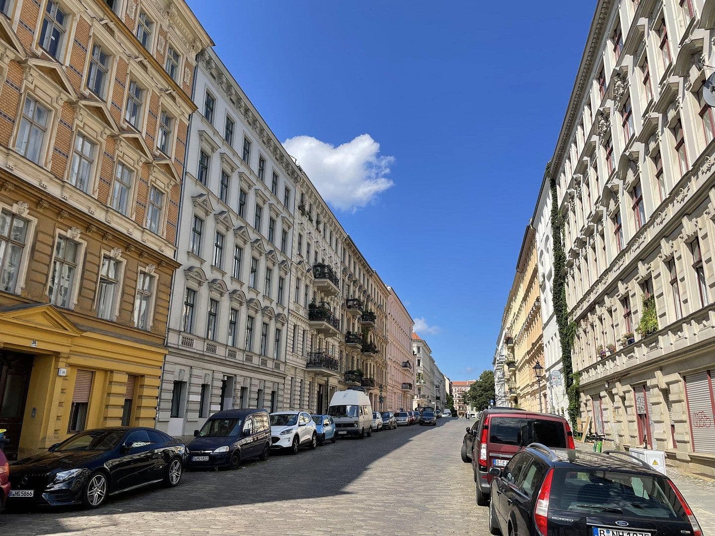 Predaj bytu 3-izbový 101 m², Berlin, Berlín Predaj bytu 3-izbový 101 m², Berlin, Berlín