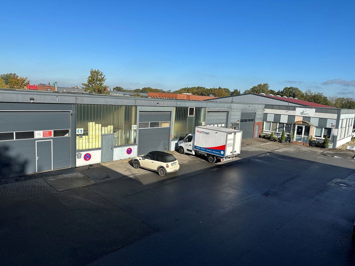 Prenájom nebytového priestoru 110 m², Kisdorfer Weg 15-17, Kaltenkirchen, Šlezvicko-Holštajnsko Prenájom nebytového priestoru 110 m², Kisdorfer Weg 15-17, Kaltenkirchen, Šlezvicko-Holštajnsko