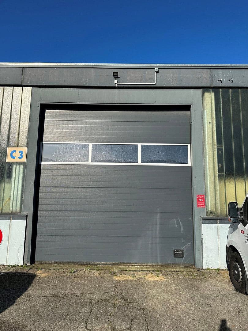 Prenájom nebytového priestoru 110 m², Kisdorfer Weg 15-17, Kaltenkirchen, Šlezvicko-Holštajnsko Prenájom nebytového priestoru 110 m², Kisdorfer Weg 15-17, Kaltenkirchen, Šlezvicko-Holštajnsko