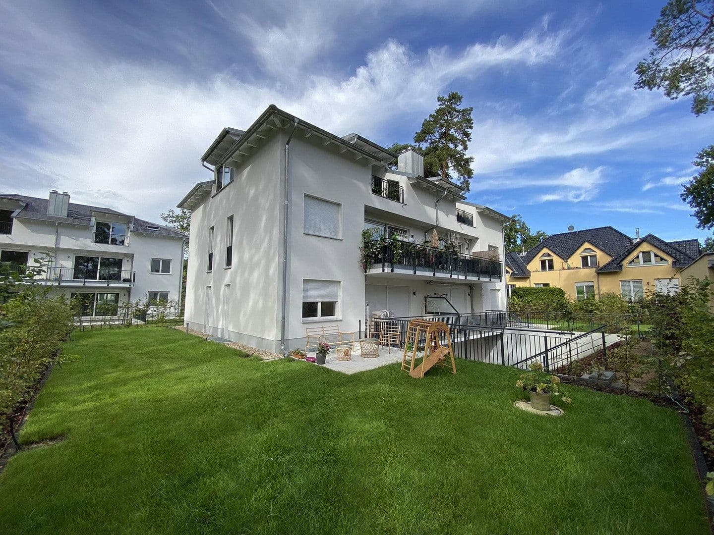 Prenájom bytu 3-izbový 84 m², Friedrich-Engels-Damm 83a, Bad Saarow, Brandenbursko Prenájom bytu 3-izbový 84 m², Friedrich-Engels-Damm 83a, Bad Saarow, Brandenbursko