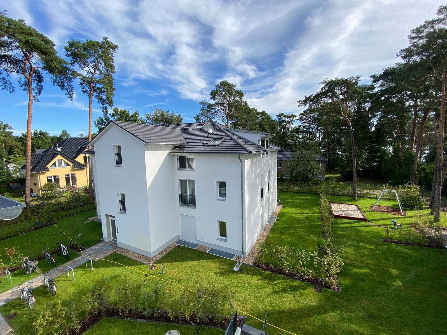 Prenájom bytu 3-izbový 84 m², Friedrich-Engels-Damm 83a, Bad Saarow, Brandenbursko Prenájom bytu 3-izbový 84 m², Friedrich-Engels-Damm 83a, Bad Saarow, Brandenbursko