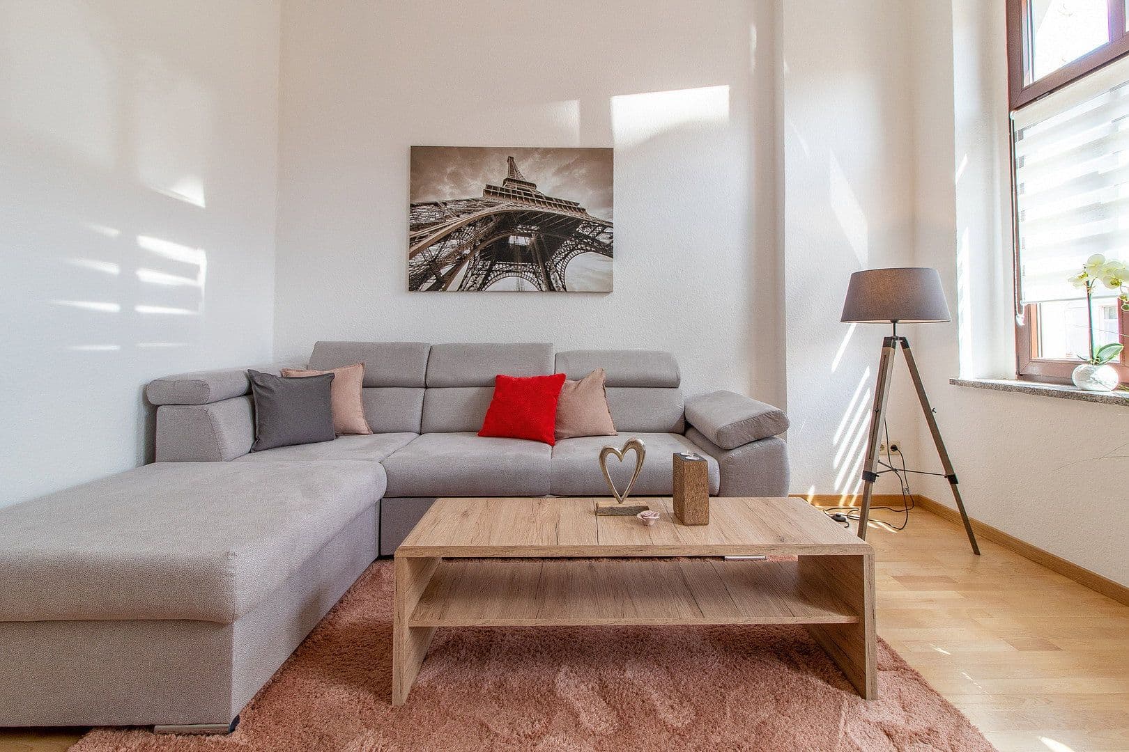 Prenájom bytu 2-izbový 56 m², Leipziger Straße 61, Zwickau, Sasko Prenájom bytu 2-izbový 56 m², Leipziger Straße 61, Zwickau, Sasko