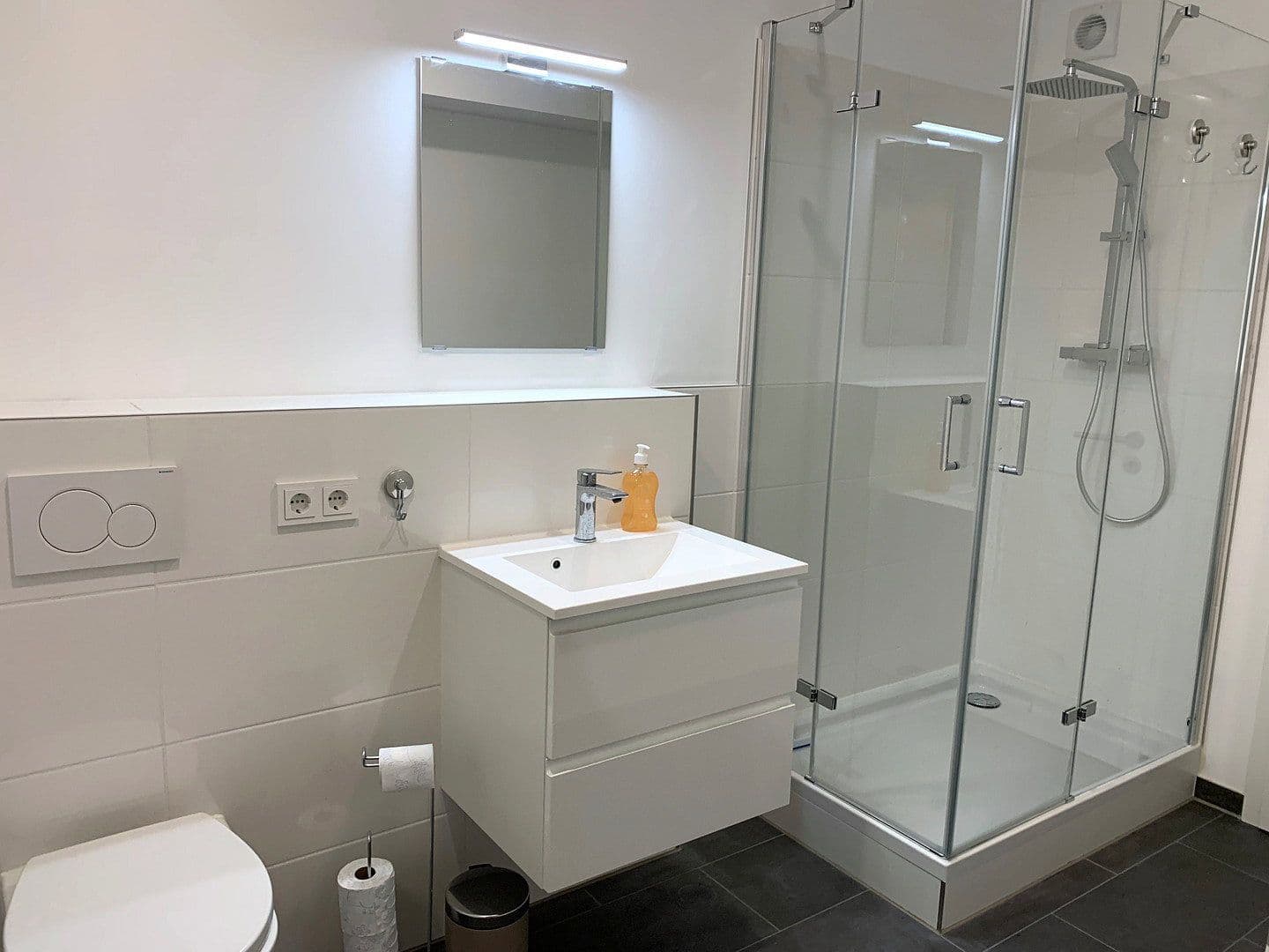 Prenájom bytu 2-izbový 55 m², Wrangelstraße 65, Hamburg, Hamburg Prenájom bytu 2-izbový 55 m², Wrangelstraße 65, Hamburg, Hamburg
