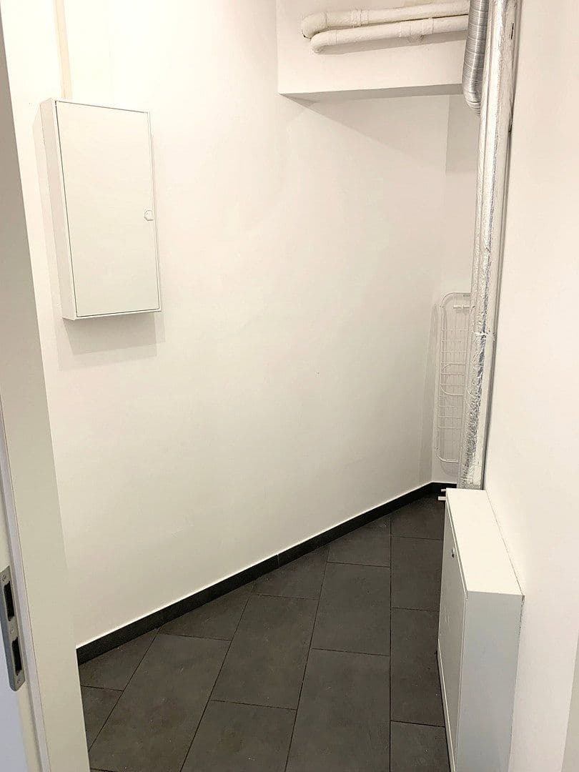Prenájom bytu 2-izbový 55 m², Wrangelstraße 65, Hamburg, Hamburg Prenájom bytu 2-izbový 55 m², Wrangelstraße 65, Hamburg, Hamburg