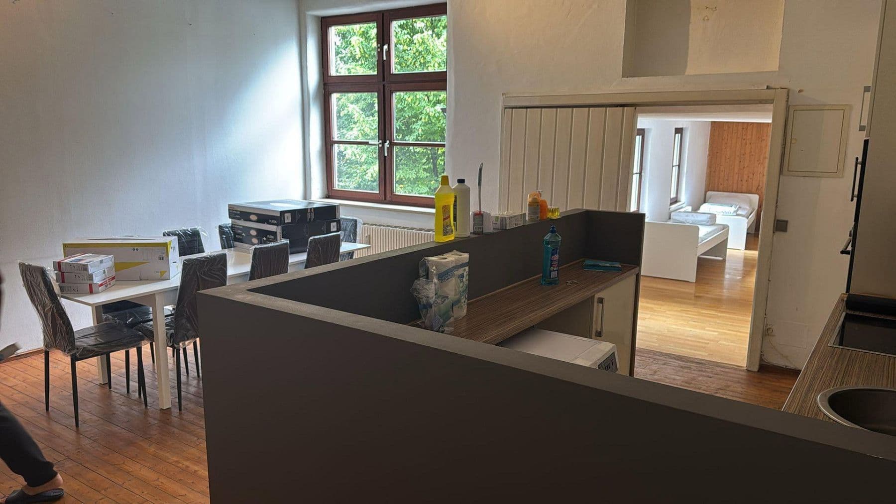 Prenájom bytu 3-izbový 95 m², Moosach München, Bavorsko Prenájom bytu 3-izbový 95 m², Moosach München, Bavorsko