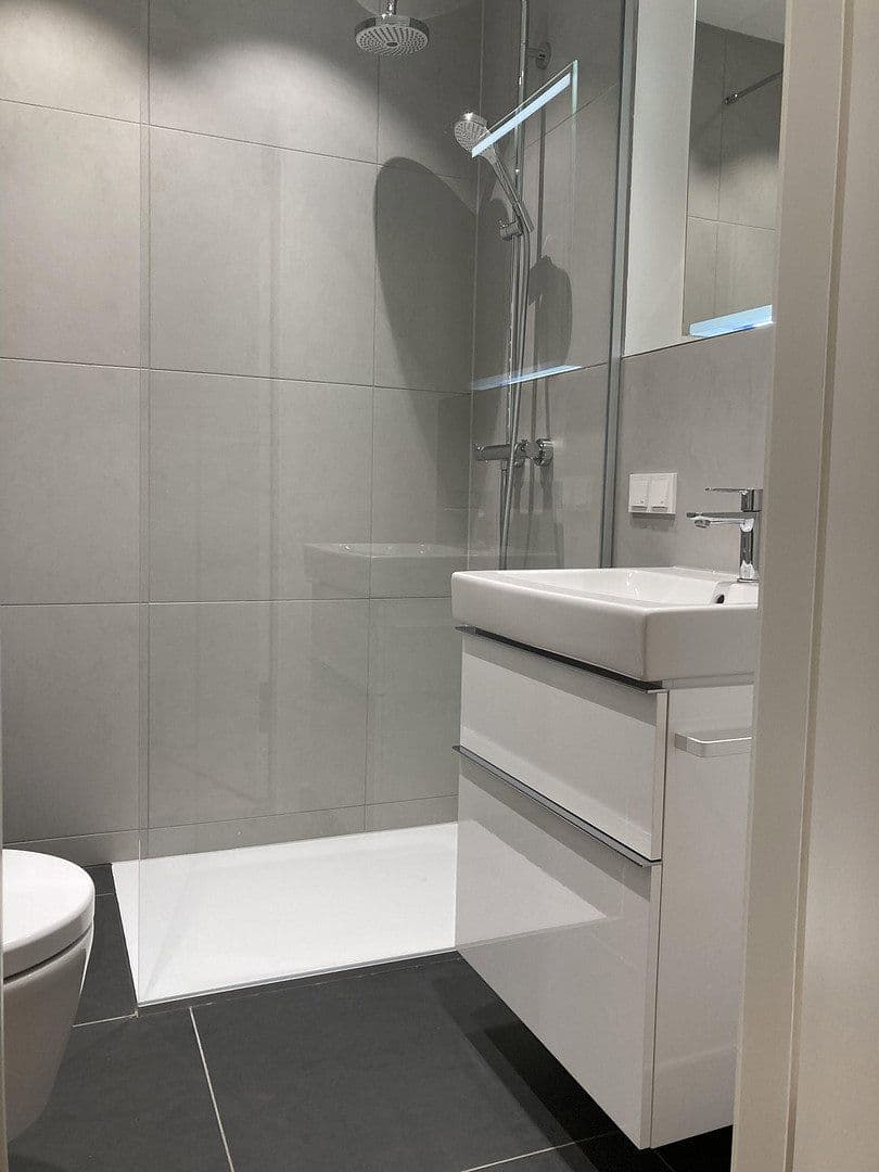 Prenájom bytu 2-izbový 67 m², Altonaer Straße 21, Berlin, Berlín Prenájom bytu 2-izbový 67 m², Altonaer Straße 21, Berlin, Berlín