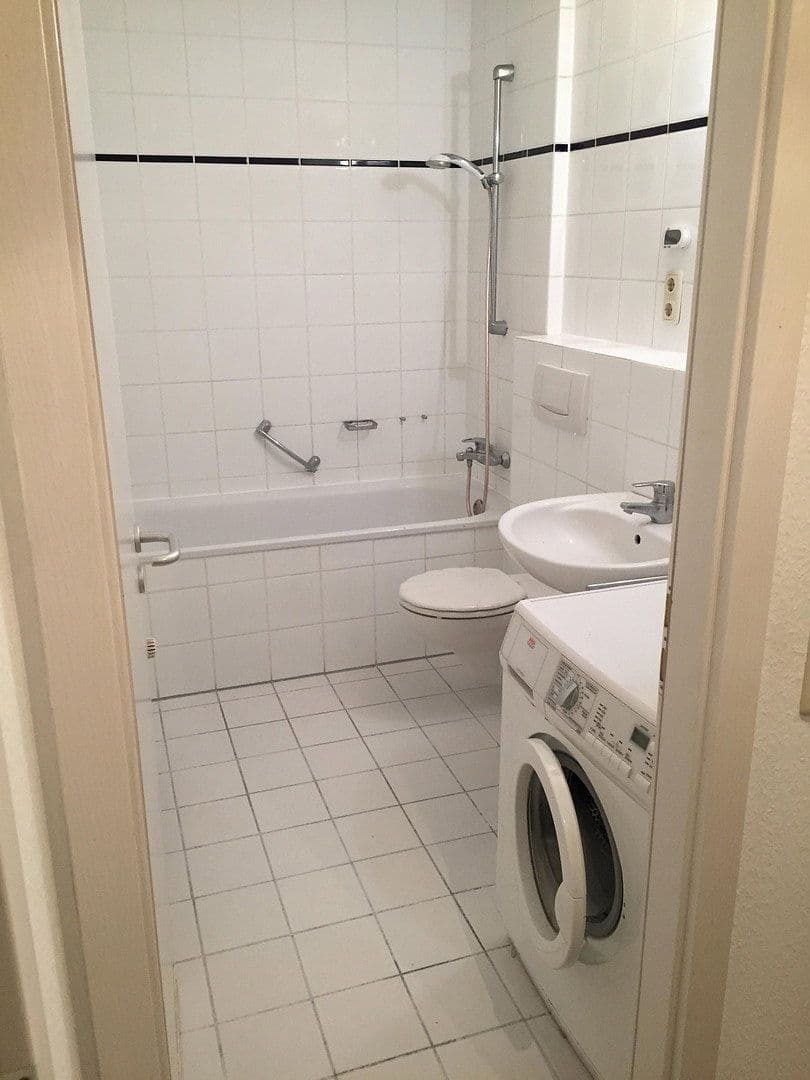 Prenájom bytu 2-izbový 50 m², Sterrenhofweg 43, Köln, Severné Porýnie - Westfálsko Prenájom bytu 2-izbový 50 m², Sterrenhofweg 43, Köln, Severné Porýnie - Westfálsko