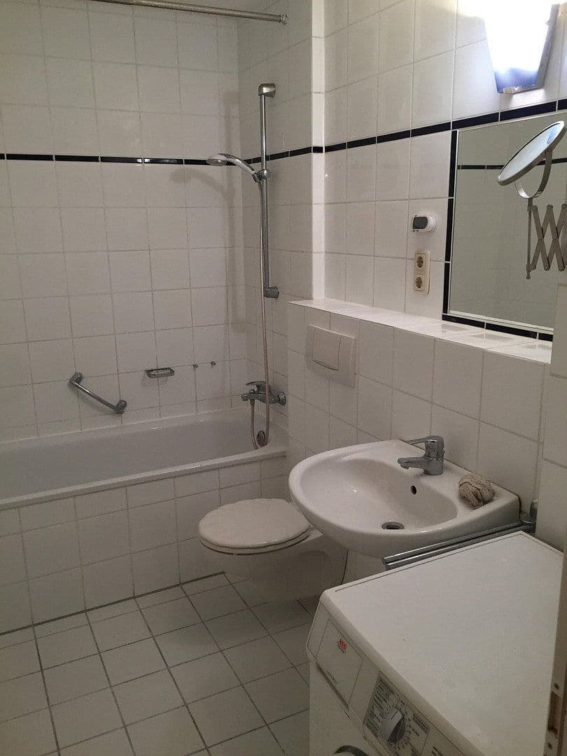 Prenájom bytu 2-izbový 50 m², Sterrenhofweg 43, Köln, Severné Porýnie - Westfálsko Prenájom bytu 2-izbový 50 m², Sterrenhofweg 43, Köln, Severné Porýnie - Westfálsko