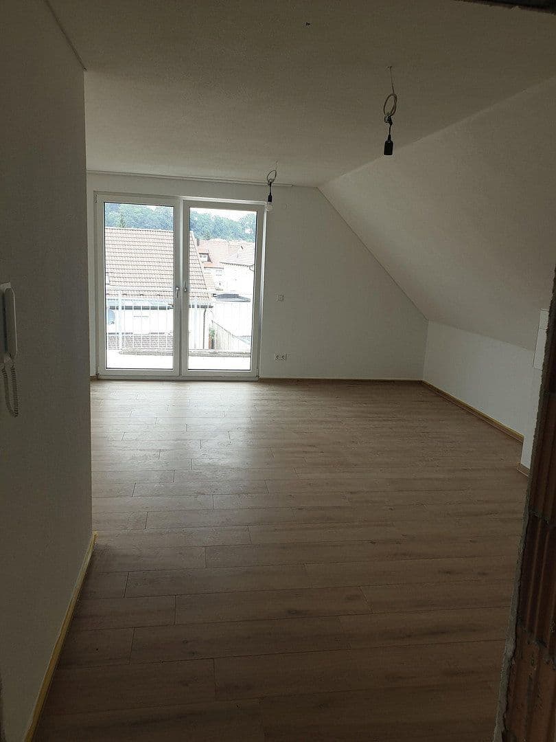 Prenájom bytu 3-izbový 65 m², Schillerstraße 32, Eislingen/Fils, Bádensko-Wurttembersko Prenájom bytu 3-izbový 65 m², Schillerstraße 32, Eislingen/Fils, Bádensko-Wurttembersko