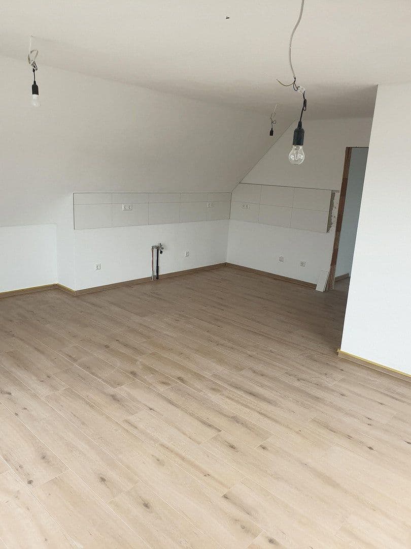Prenájom bytu 3-izbový 65 m², Schillerstraße 32, Eislingen/Fils, Bádensko-Wurttembersko Prenájom bytu 3-izbový 65 m², Schillerstraße 32, Eislingen/Fils, Bádensko-Wurttembersko