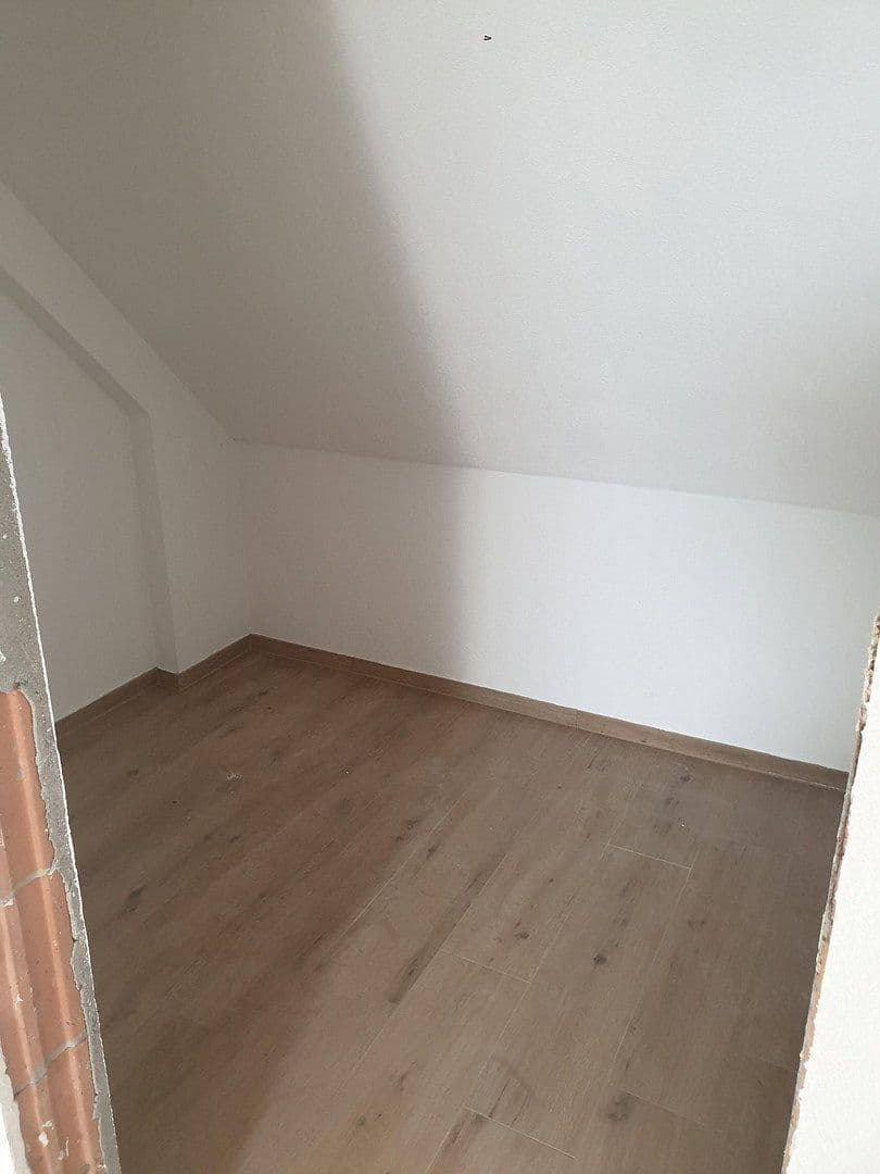 Prenájom bytu 3-izbový 65 m², Schillerstraße 32, Eislingen/Fils, Bádensko-Wurttembersko Prenájom bytu 3-izbový 65 m², Schillerstraße 32, Eislingen/Fils, Bádensko-Wurttembersko