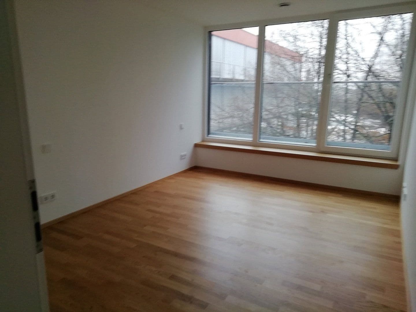 Prenájom bytu 4-izbový 95 m², Hohenzollernstraße 15, Holzgerlingen, Bádensko-Wurttembersko Prenájom bytu 4-izbový 95 m², Hohenzollernstraße 15, Holzgerlingen, Bádensko-Wurttembersko