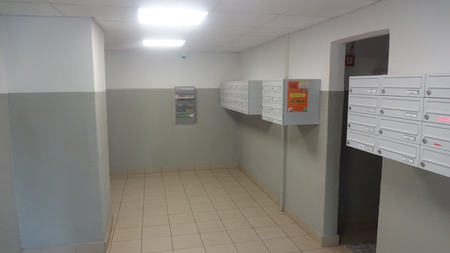 Prenájom bytu 3-izbový 70 m², Vígľašská, Petržalka, Bratislavský kraj Prenájom bytu 3-izbový 70 m², Vígľašská, Petržalka, Bratislavský kraj