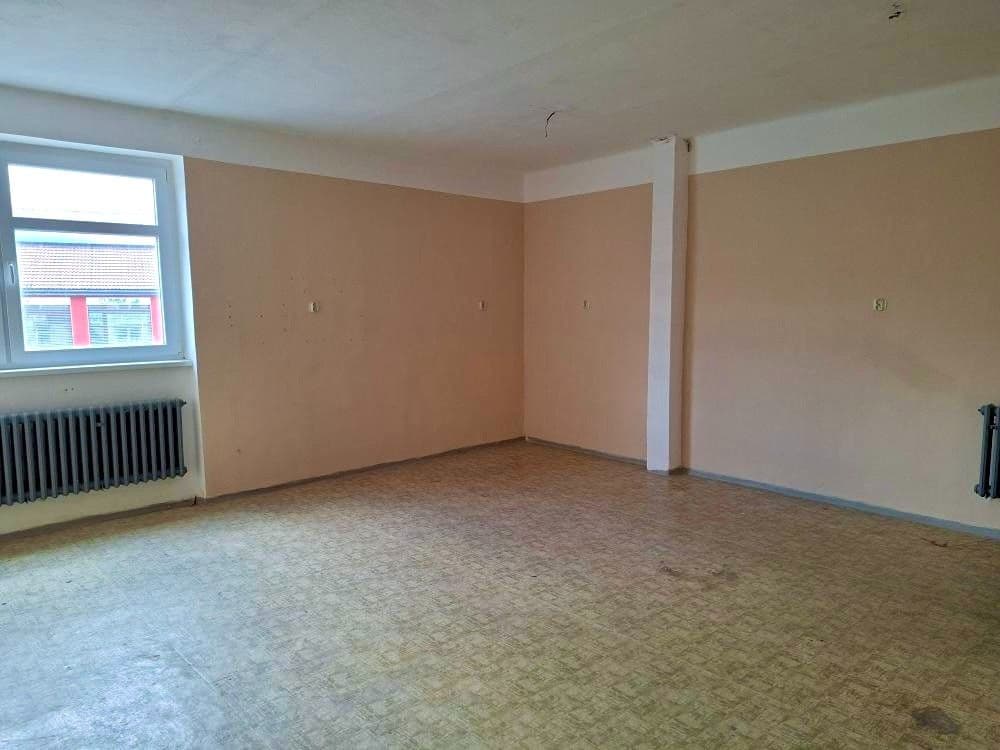 Prenájom nebytového priestoru 32 m², Pod Hájem, Králův Dvůr, Středočeský kraj Prenájom nebytového priestoru 32 m², Pod Hájem, Králův Dvůr, Středočeský kraj