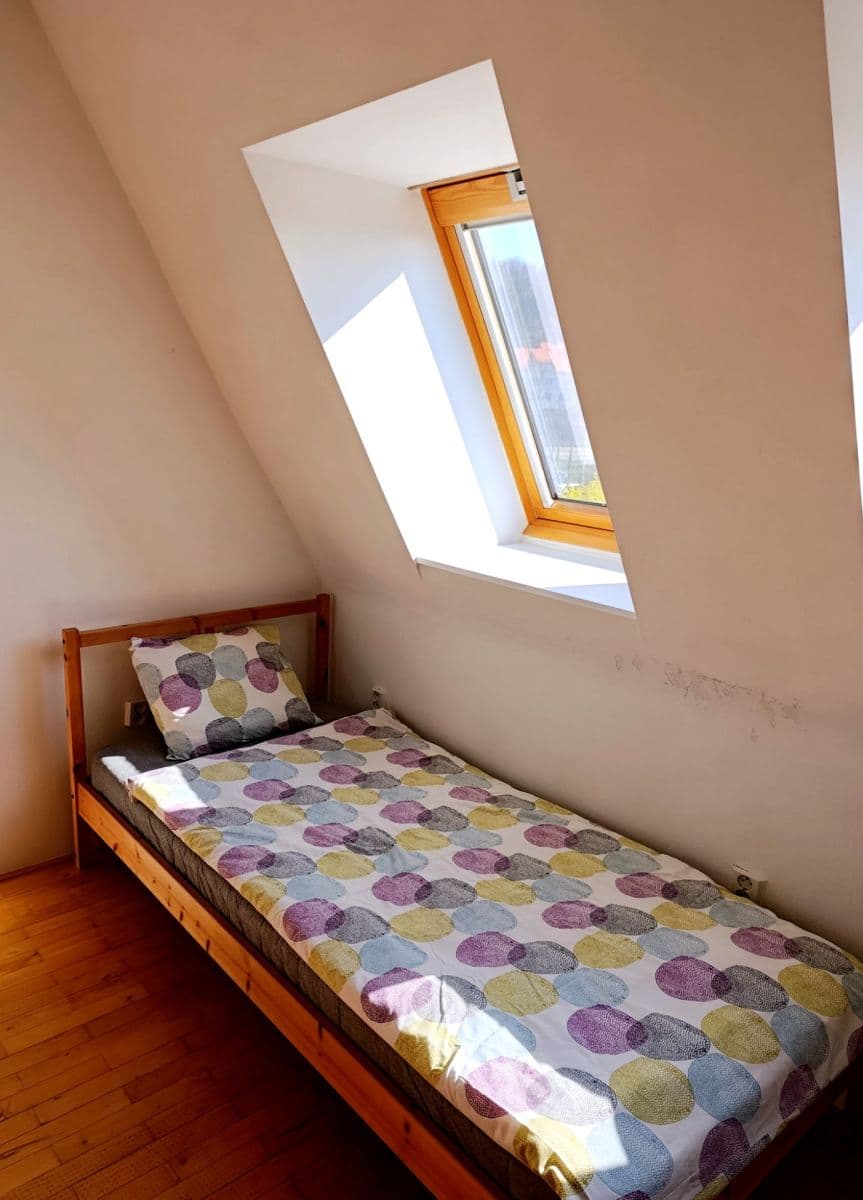 Prenájom bytu 4-izbový 20 m², Ke Dvoru, Praha, Praha Prenájom bytu 4-izbový 20 m², Ke Dvoru, Praha, Praha