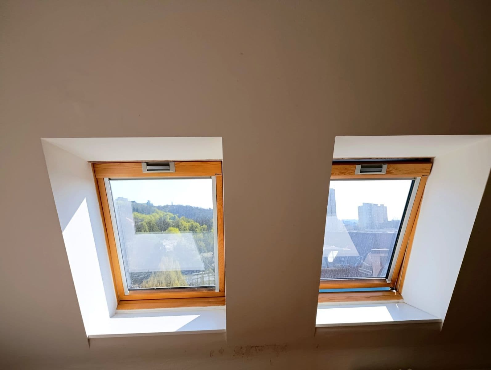 Prenájom bytu 4-izbový 20 m², Ke Dvoru, Praha, Praha Prenájom bytu 4-izbový 20 m², Ke Dvoru, Praha, Praha