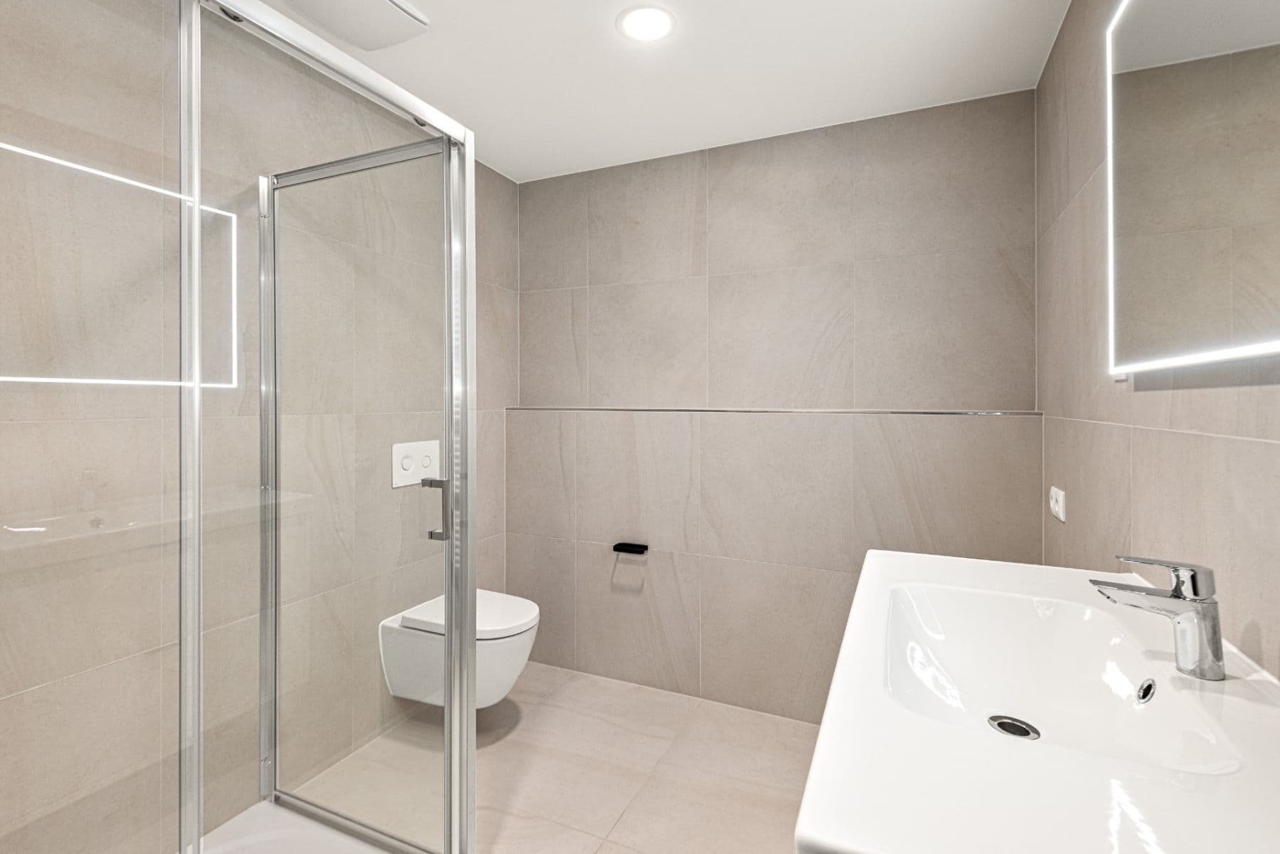 Prenájom bytu 2-izbový 48 m², Poděbradská, Praha, Praha Prenájom bytu 2-izbový 48 m², Poděbradská, Praha, Praha