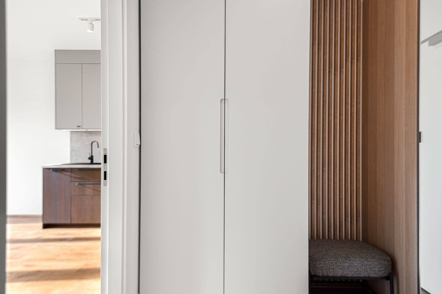 Prenájom bytu 2-izbový 48 m², Poděbradská, Praha, Praha Prenájom bytu 2-izbový 48 m², Poděbradská, Praha, Praha