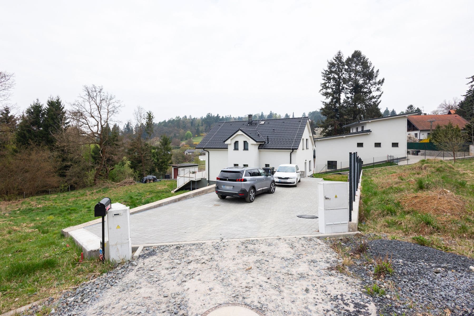 Predaj domu 220 m², pozemek 1.315 m², Božkov, Mnichovice, Středočeský kraj Predaj domu 220 m², pozemek 1.315 m², Božkov, Mnichovice, Středočeský kraj