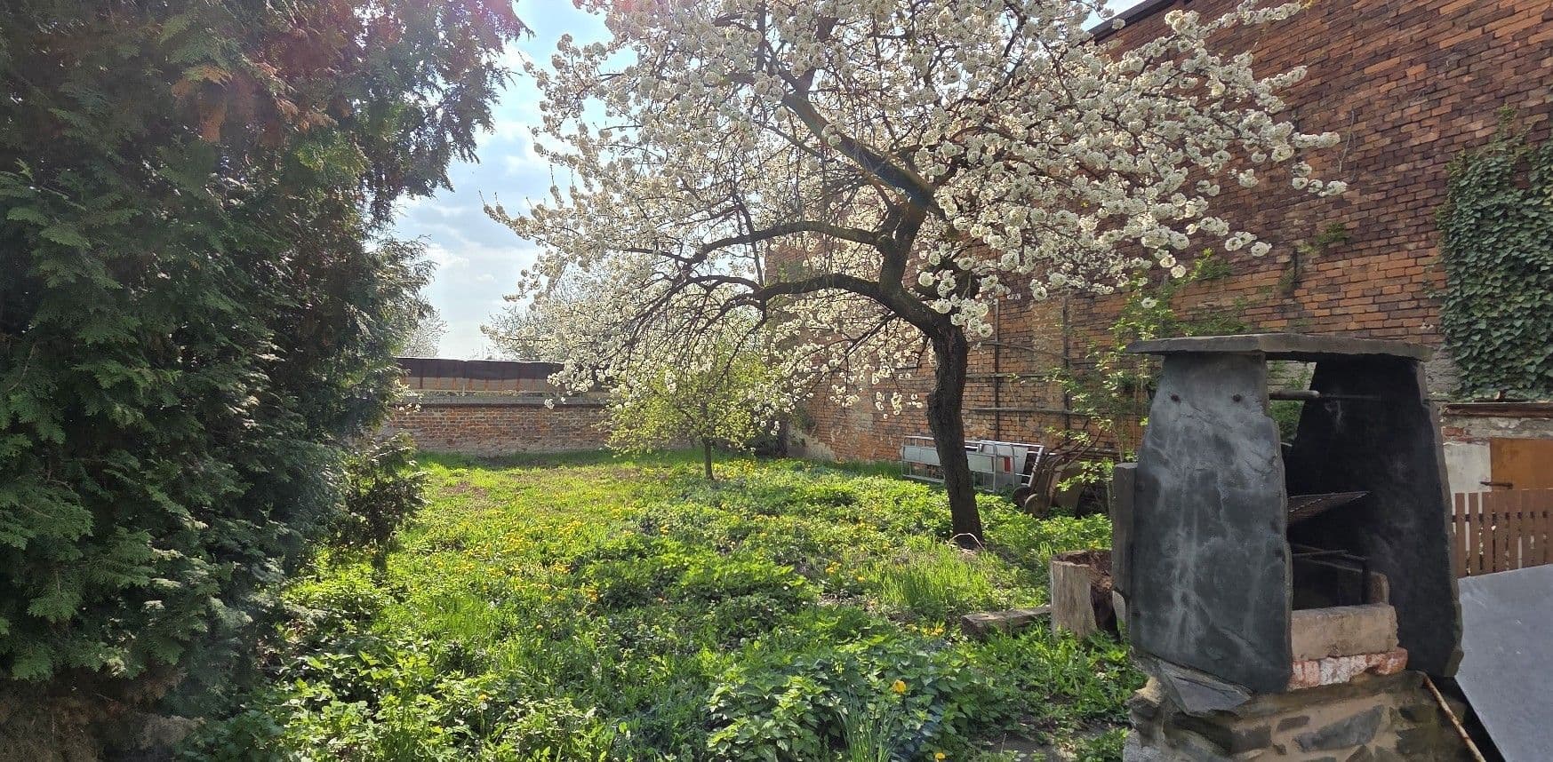 Prenájom bytu 1-izbový 28 m², Hodolanská, Olomouc, Olomoucký kraj Prenájom bytu 1-izbový 28 m², Hodolanská, Olomouc, Olomoucký kraj