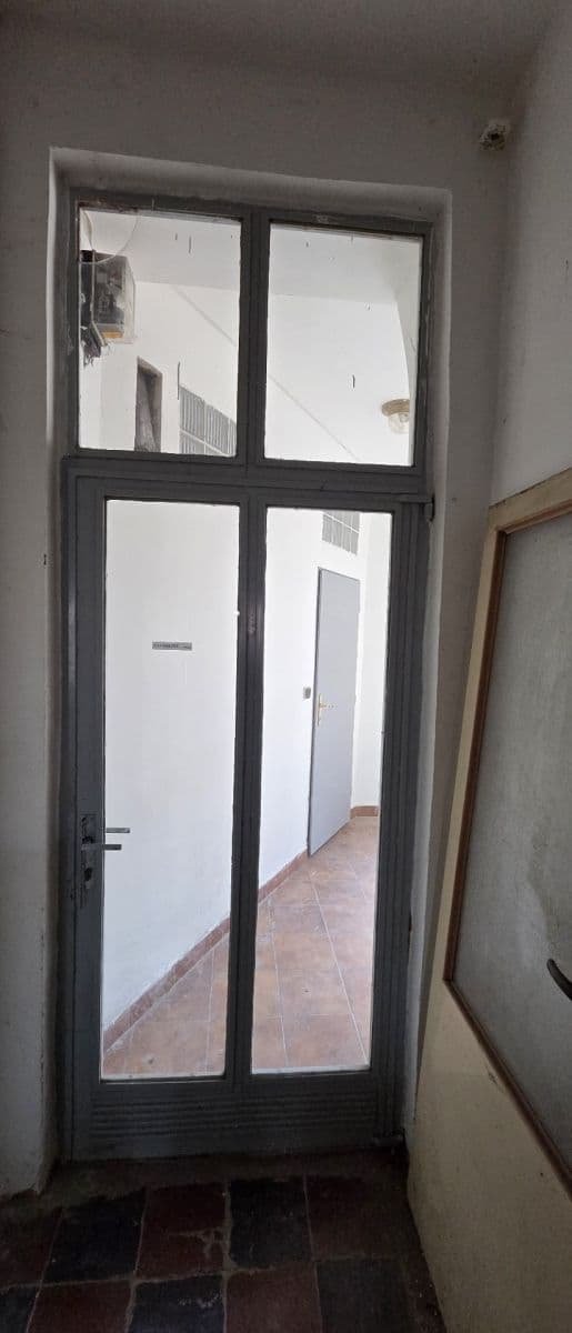 Prenájom bytu 1-izbový 28 m², Hodolanská, Olomouc, Olomoucký kraj Prenájom bytu 1-izbový 28 m², Hodolanská, Olomouc, Olomoucký kraj