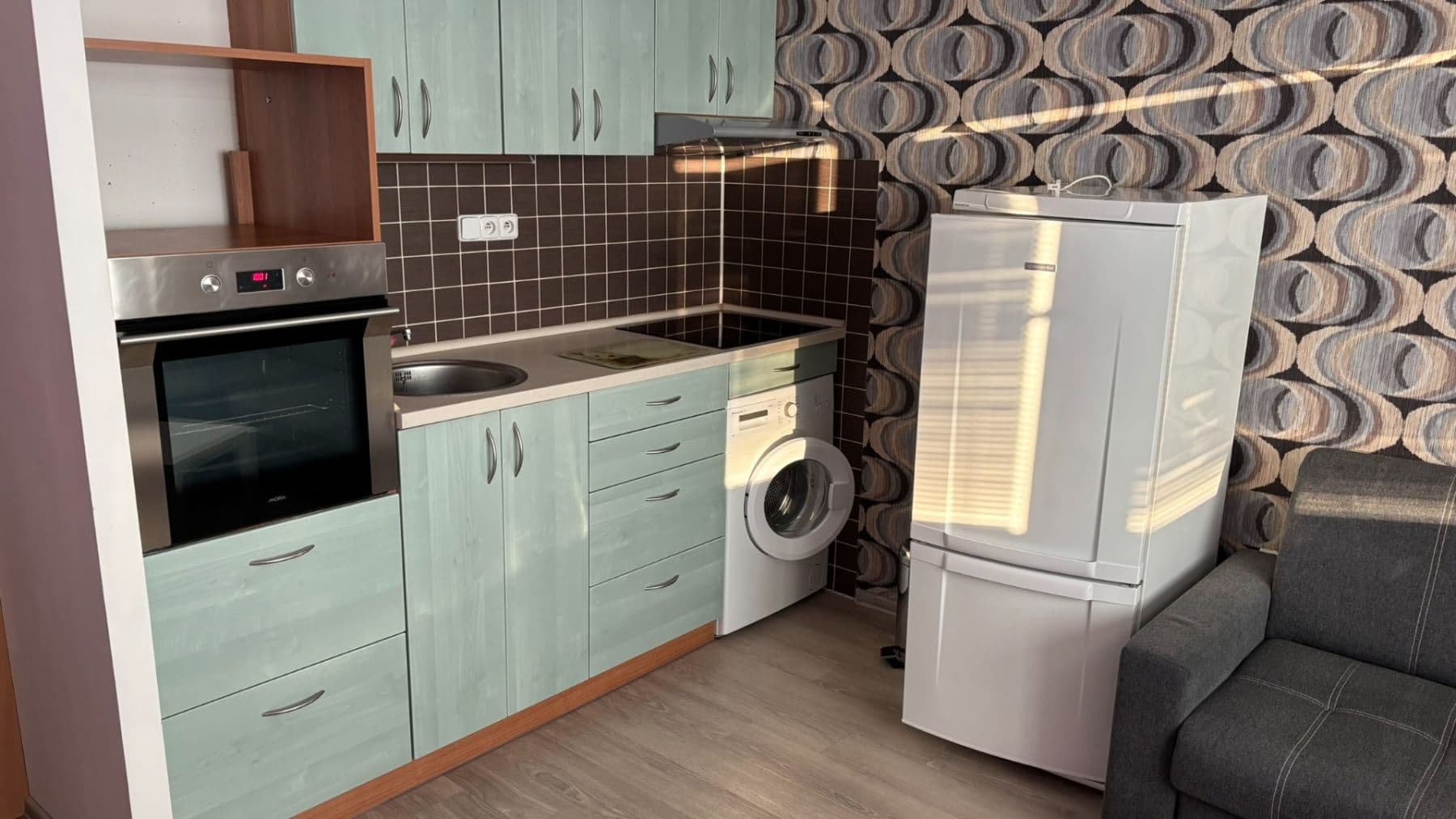 Prenájom bytu 2-izbový 43 m², U Červeného kostela, Teplice, Ústecký kraj Prenájom bytu 2-izbový 43 m², U Červeného kostela, Teplice, Ústecký kraj