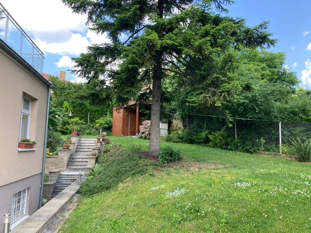 Prenájom bytu 2-izbový 48 m², U Krbu, Praha, Praha Prenájom bytu 2-izbový 48 m², U Krbu, Praha, Praha