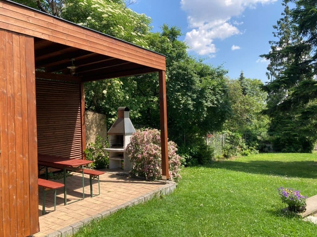 Prenájom bytu 2-izbový 48 m², U Krbu, Praha, Praha Prenájom bytu 2-izbový 48 m², U Krbu, Praha, Praha