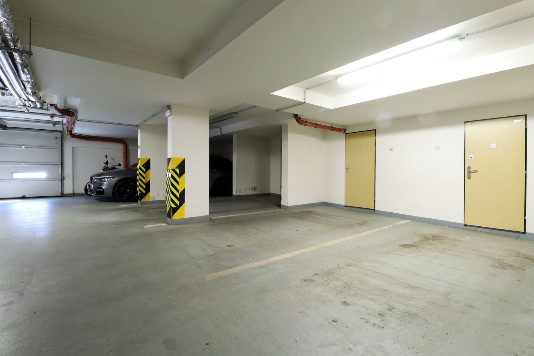 Prenájom bytu 3-izbový 65 m², Jana Přibíka, Praha, Praha Prenájom bytu 3-izbový 65 m², Jana Přibíka, Praha, Praha