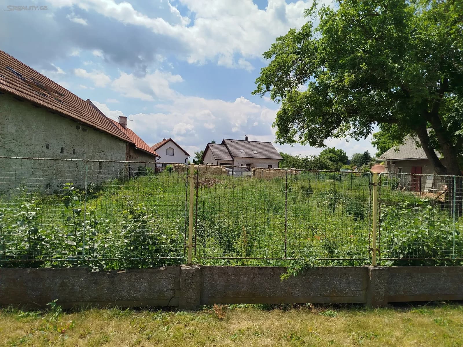 Predaj pozemku 527 m², Lovčice, Královéhradecký kraj Predaj pozemku 527 m², Lovčice, Královéhradecký kraj