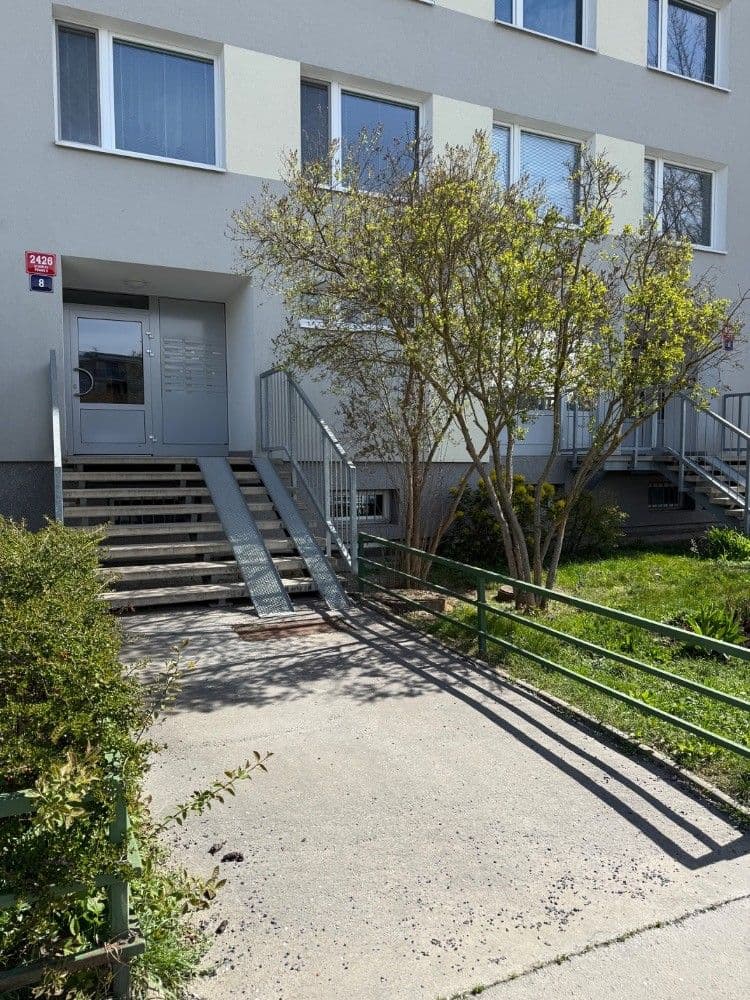 Predaj bytu 3-izbový 78 m², Pavrovského, Praha, Praha Predaj bytu 3-izbový 78 m², Pavrovského, Praha, Praha