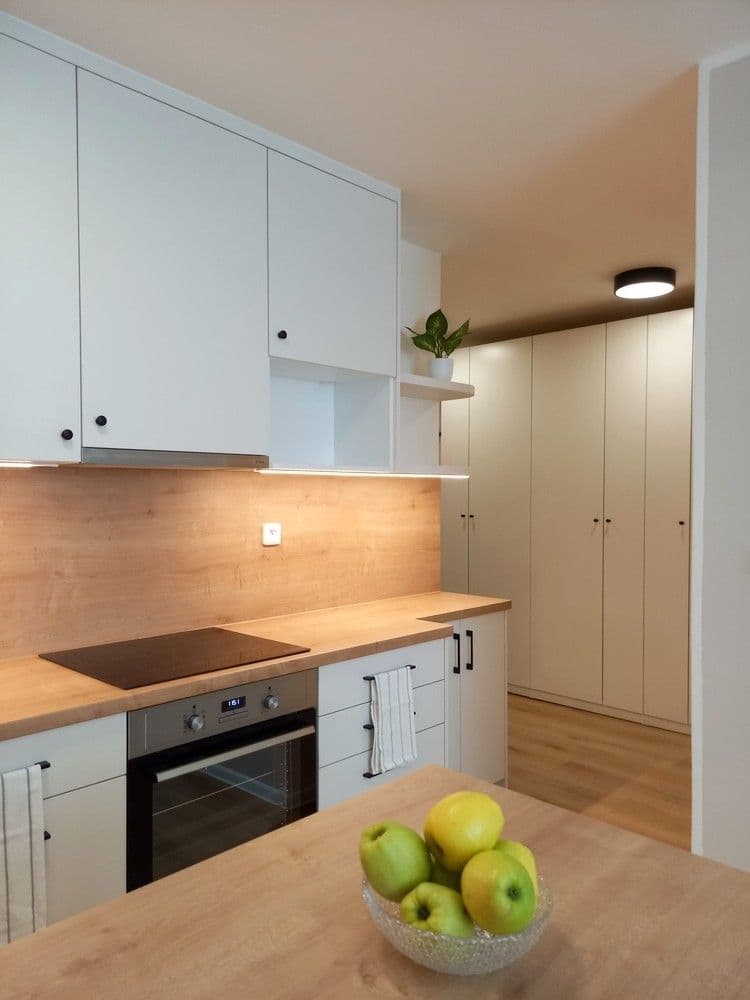 Prenájom bytu 2-izbový 40 m², Mečíková, Praha, Praha Prenájom bytu 2-izbový 40 m², Mečíková, Praha, Praha