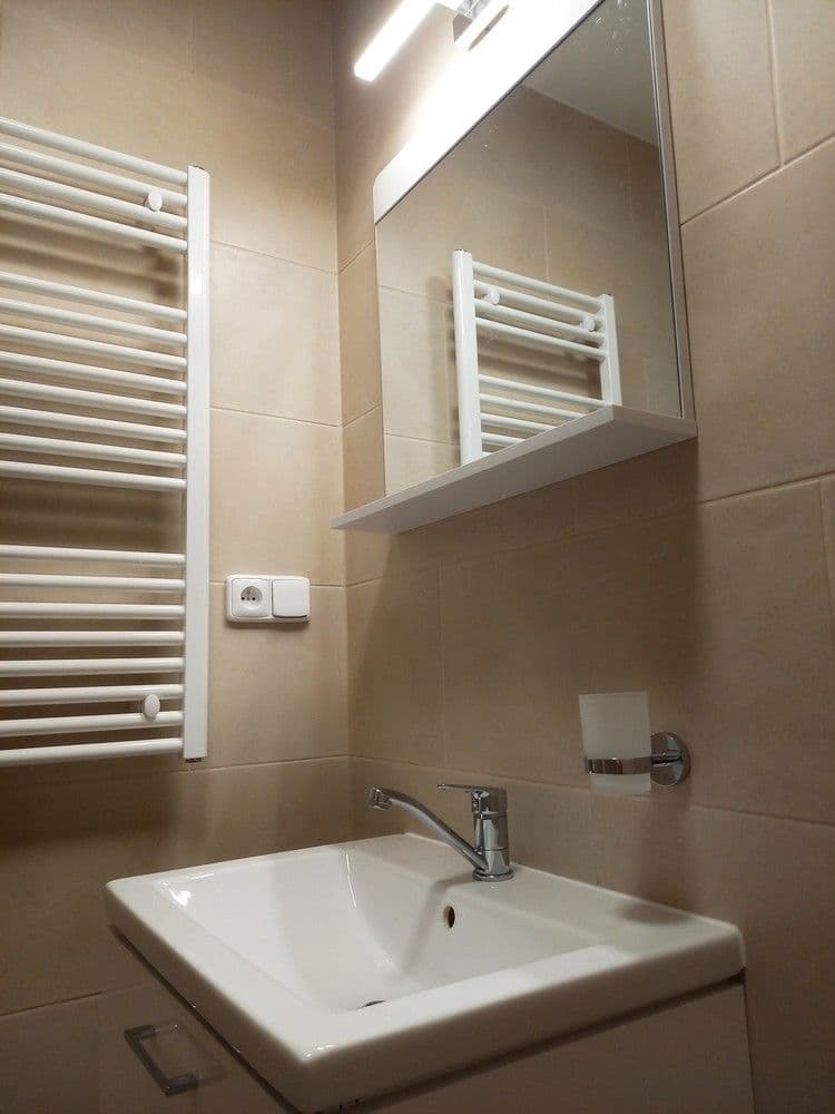 Prenájom bytu 2-izbový 40 m², Mečíková, Praha, Praha Prenájom bytu 2-izbový 40 m², Mečíková, Praha, Praha