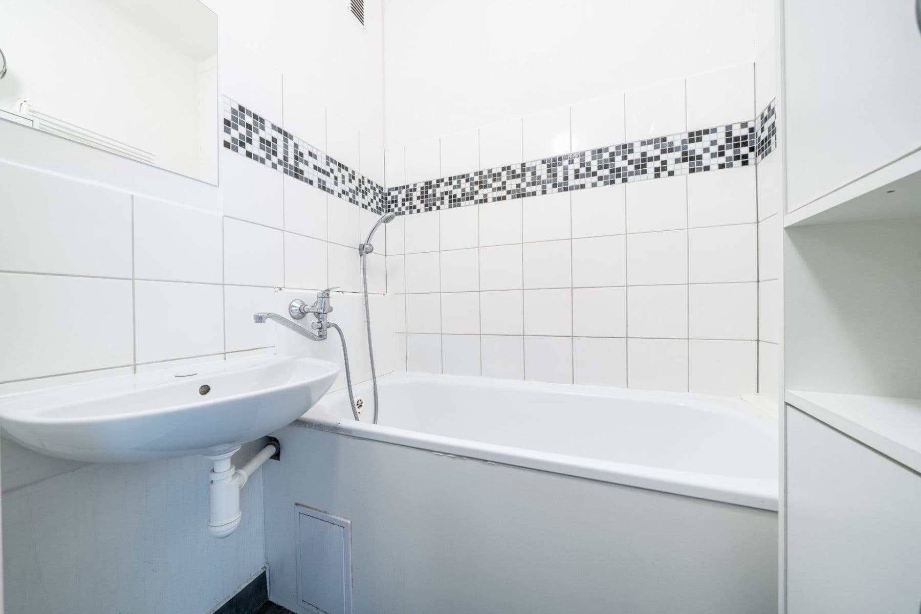 Prenájom bytu 2-izbový 41 m², Škvorecká, Praha, Praha Prenájom bytu 2-izbový 41 m², Škvorecká, Praha, Praha