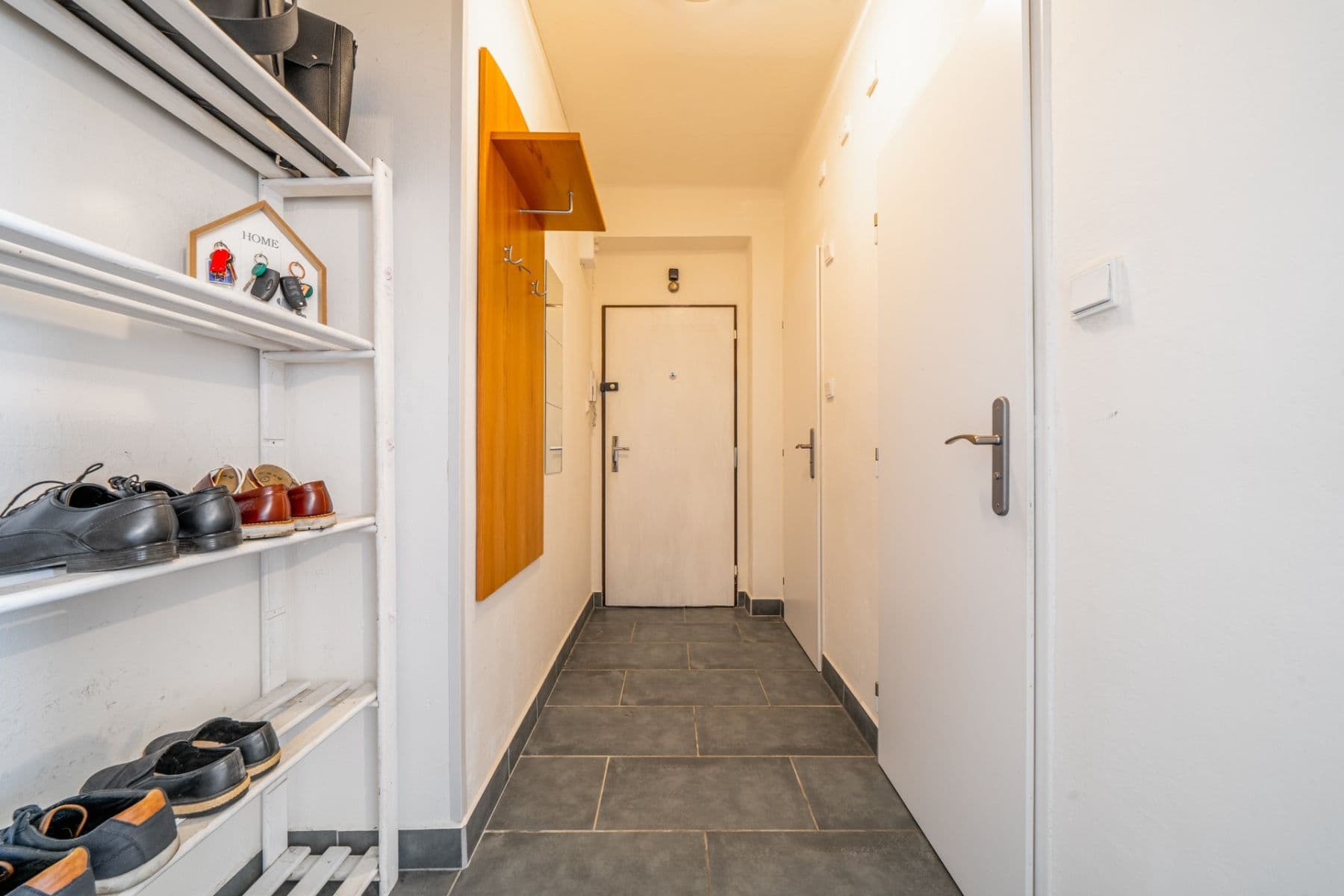 Prenájom bytu 2-izbový 41 m², Škvorecká, Praha, Praha Prenájom bytu 2-izbový 41 m², Škvorecká, Praha, Praha