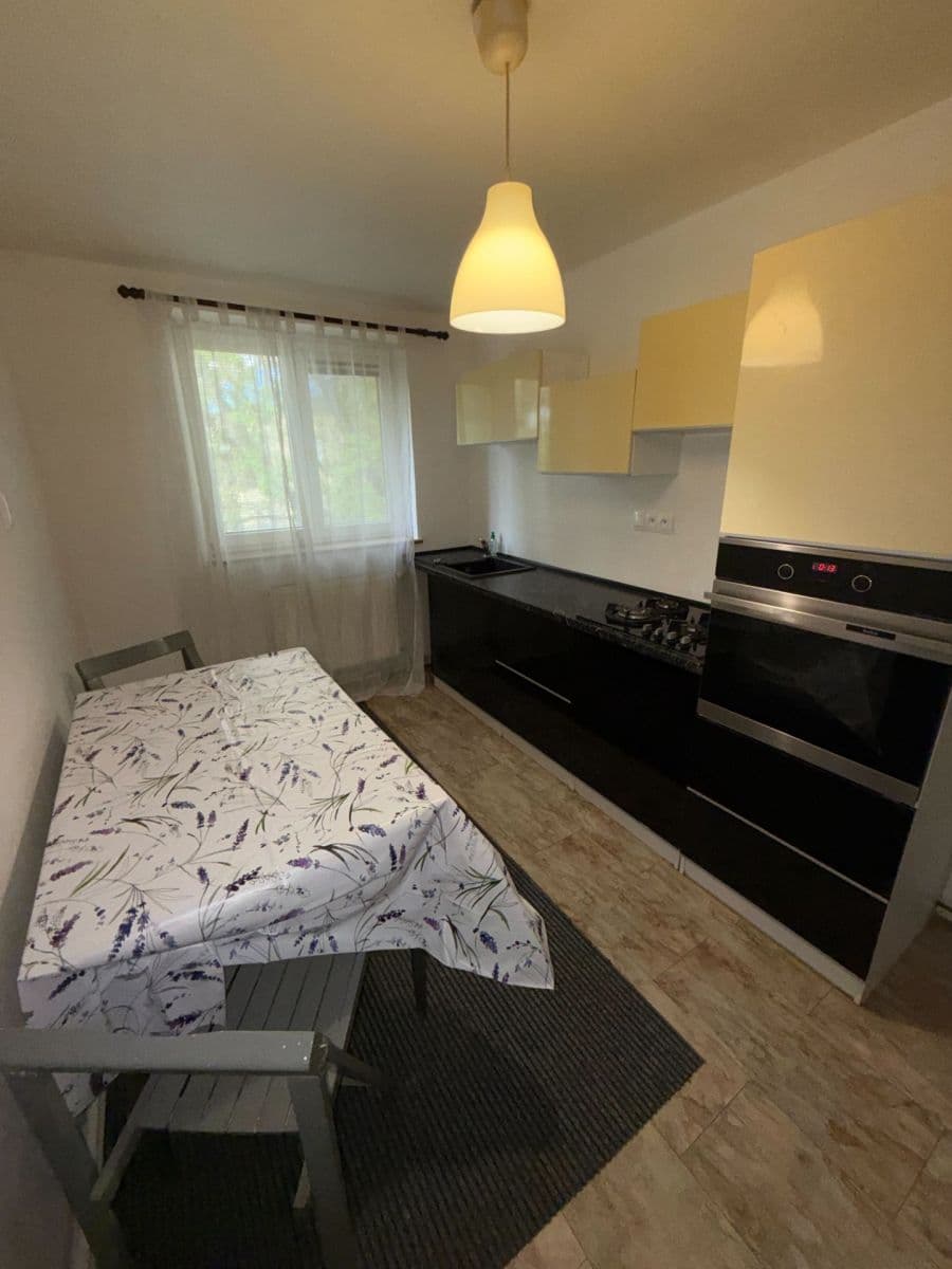 Predaj bytu 2-izbový 65 m², Aviatiků, Ostrava, Moravskoslezský kraj Predaj bytu 2-izbový 65 m², Aviatiků, Ostrava, Moravskoslezský kraj