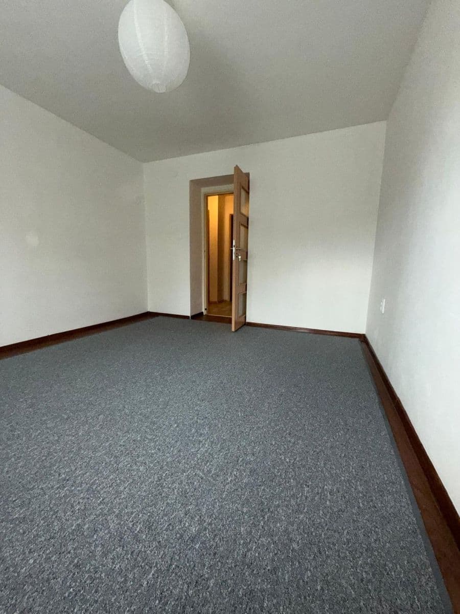 Predaj bytu 2-izbový 65 m², Aviatiků, Ostrava, Moravskoslezský kraj Predaj bytu 2-izbový 65 m², Aviatiků, Ostrava, Moravskoslezský kraj