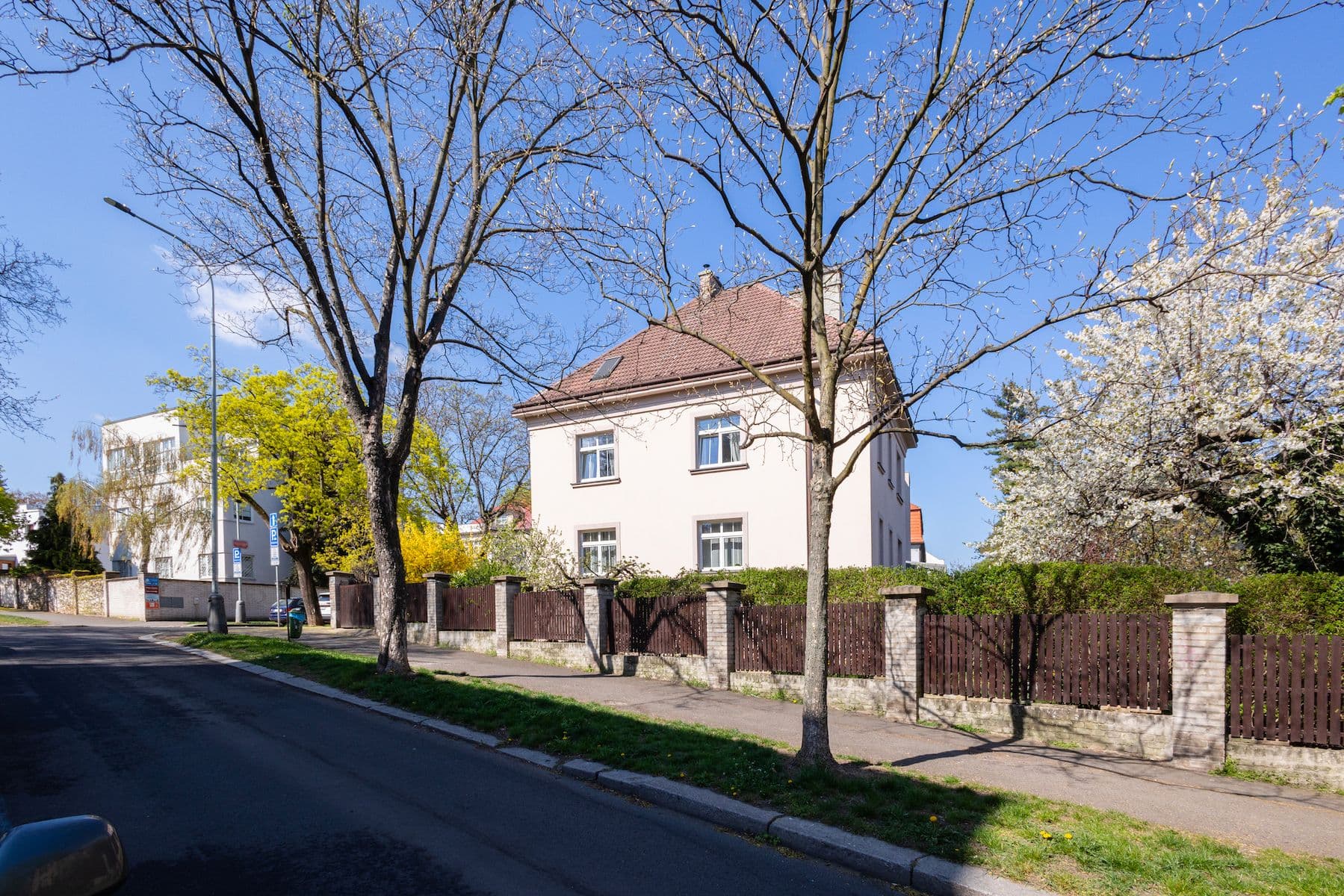 Predaj domu 450 m², pozemek 678 m², Nad Spádem, Praha, Praha Predaj domu 450 m², pozemek 678 m², Nad Spádem, Praha, Praha