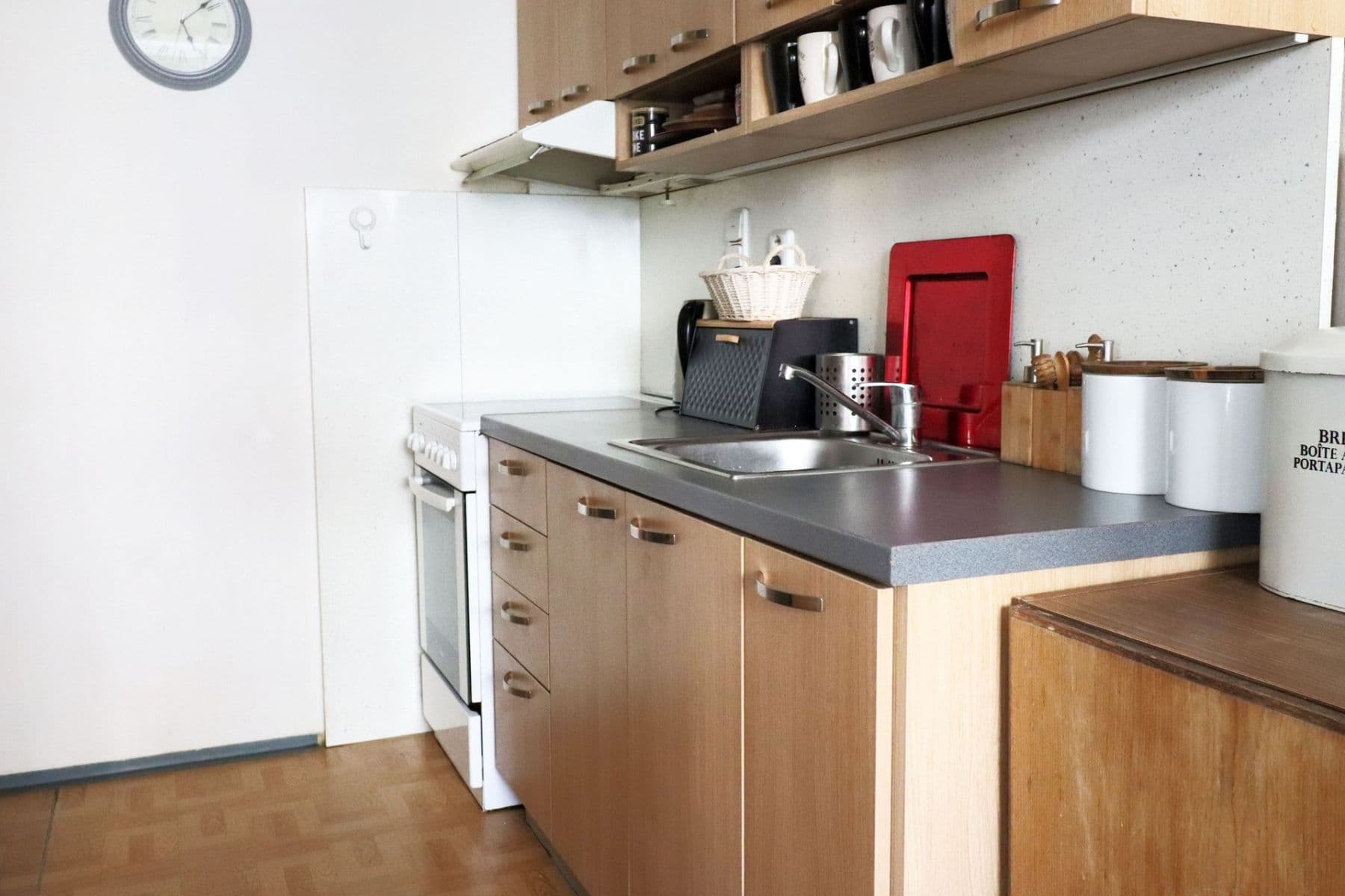 Prenájom bytu 3-izbový 76 m², Doležalova, Praha, Praha Prenájom bytu 3-izbový 76 m², Doležalova, Praha, Praha