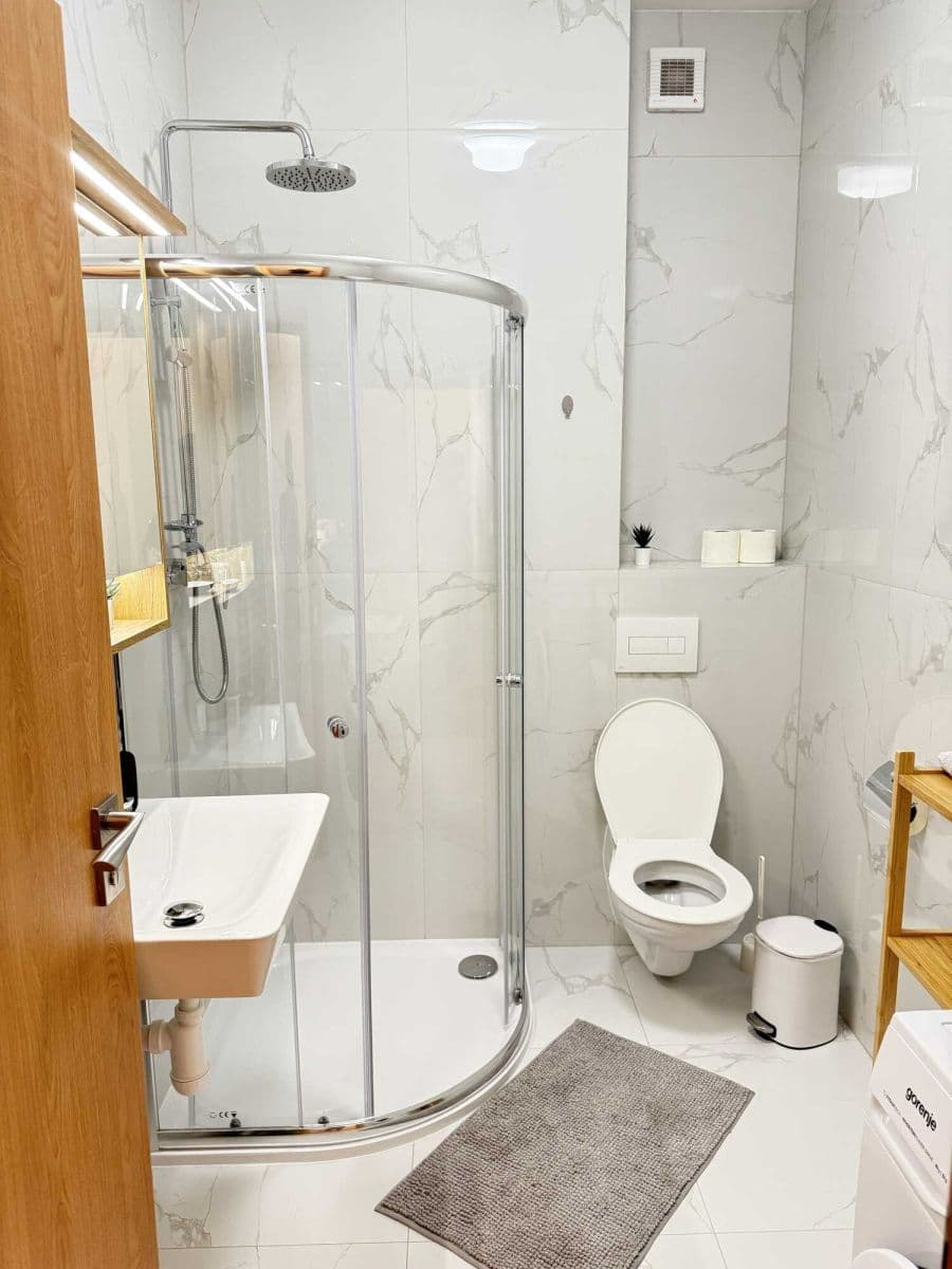 Prenájom bytu 42 m², Zbraslavská, Praha, Praha Prenájom bytu 42 m², Zbraslavská, Praha, Praha