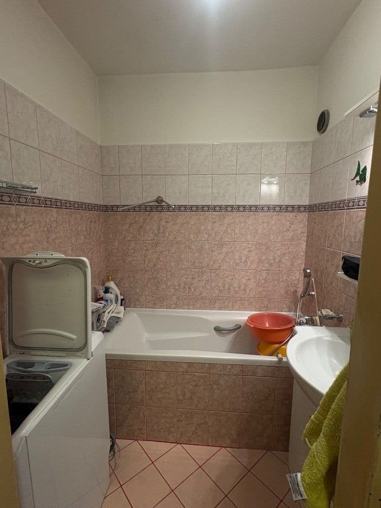 Predaj bytu 3-izbový 80 m², 30. dubna, Ostrava, Moravskoslezský kraj Predaj bytu 3-izbový 80 m², 30. dubna, Ostrava, Moravskoslezský kraj