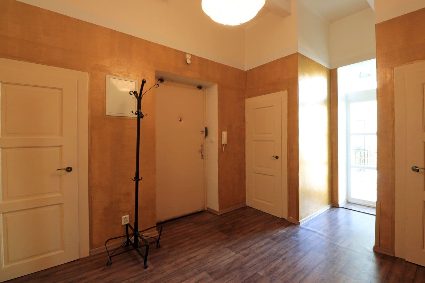 Prenájom bytu 2-izbový 83 m², Sudoměřská, Praha, Praha Prenájom bytu 2-izbový 83 m², Sudoměřská, Praha, Praha