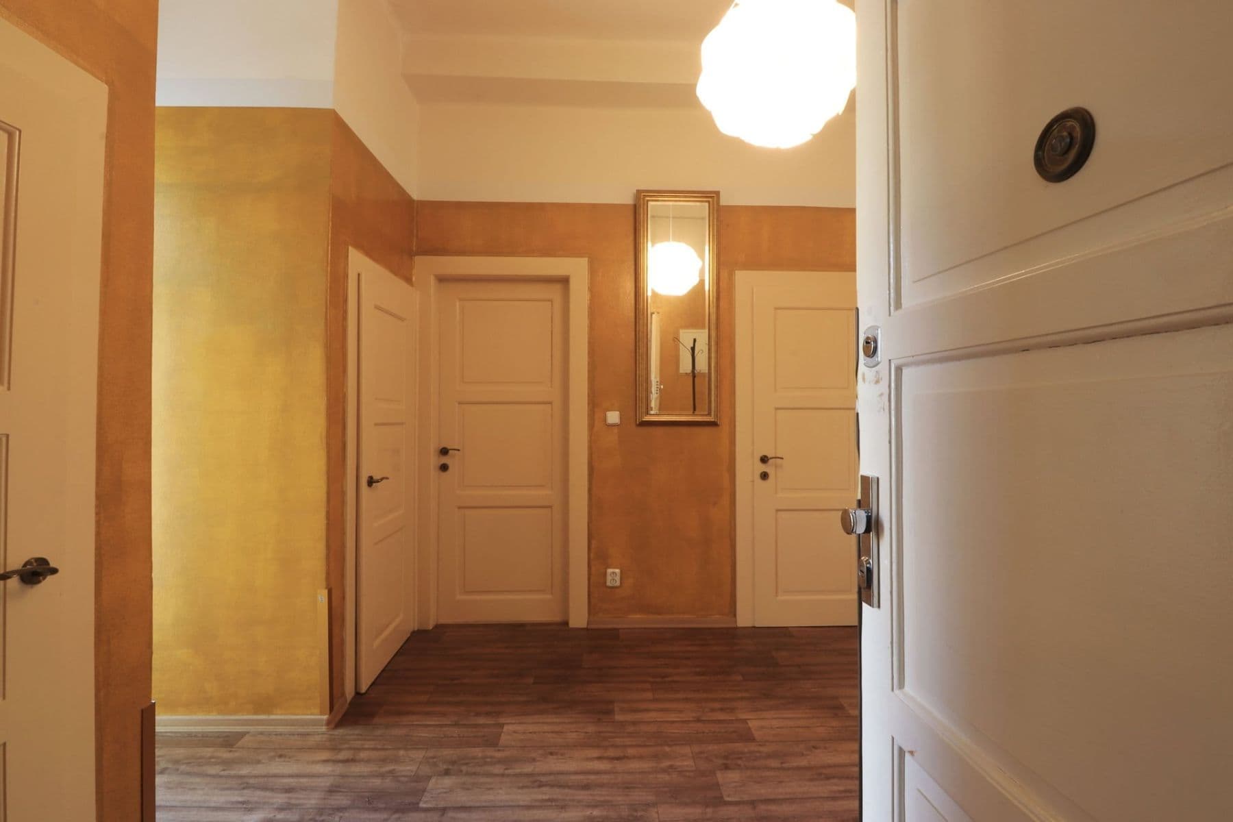 Prenájom bytu 2-izbový 83 m², Sudoměřská, Praha, Praha Prenájom bytu 2-izbový 83 m², Sudoměřská, Praha, Praha